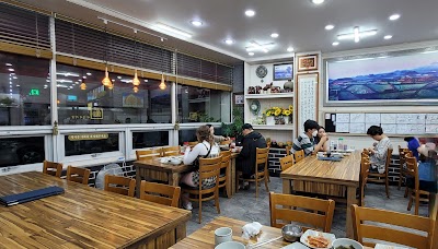 main img